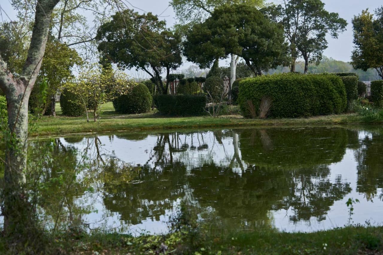 Chasse-Spleen Les Chambres Moulis-en-Medoc Bagian luar foto